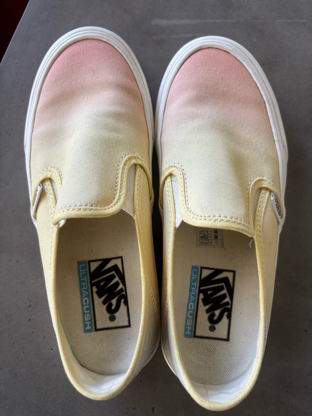 Like new women’s Vans ultracush pastel